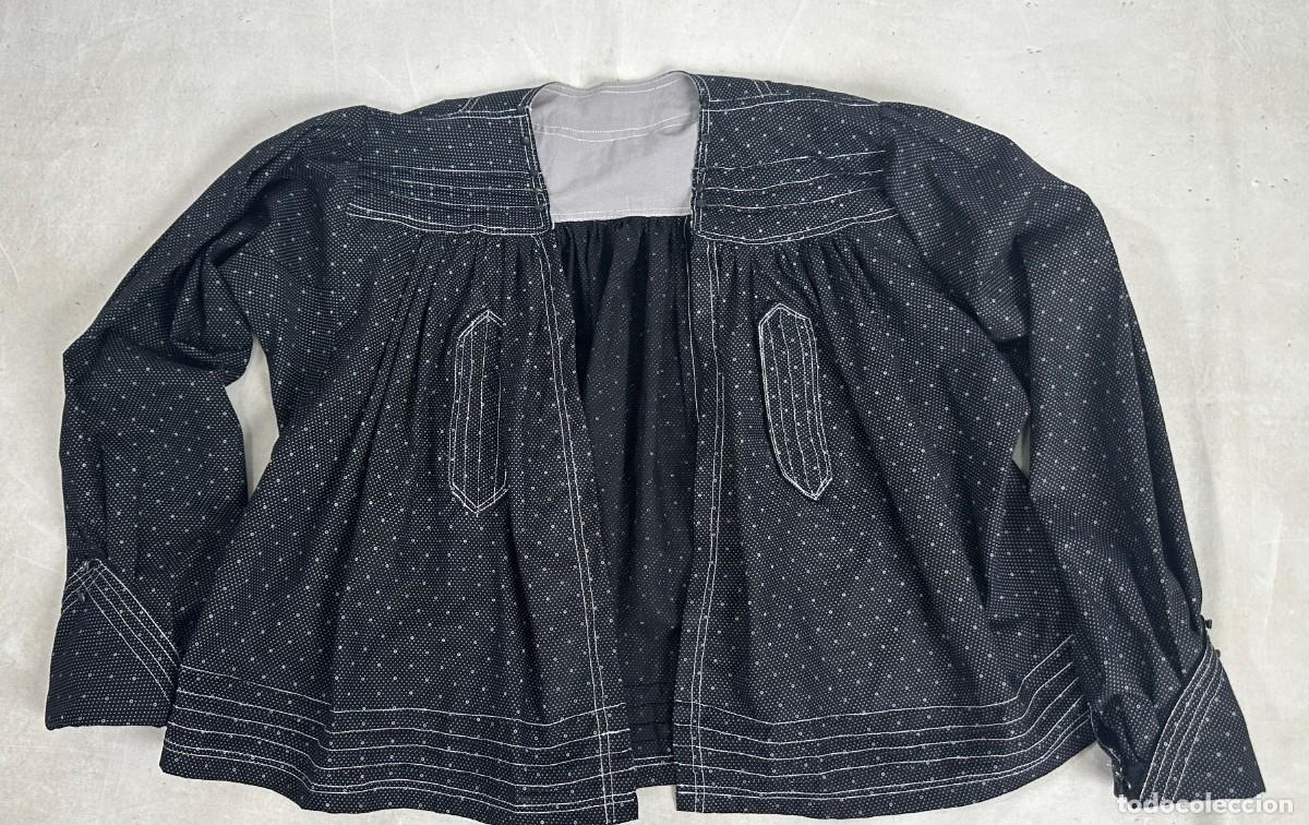 Antig&uuml;edades: Blusa de hombre, percal negro - Foto 2