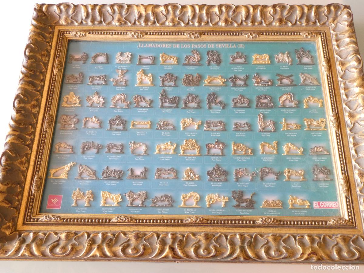 Antig&uuml;edades: CUADRO RELIGIOSO. 76 INSIGNIAS LLAMADORES PASOS DE SEMANA SANTA SEVILLA 54X41CM 2,3KG