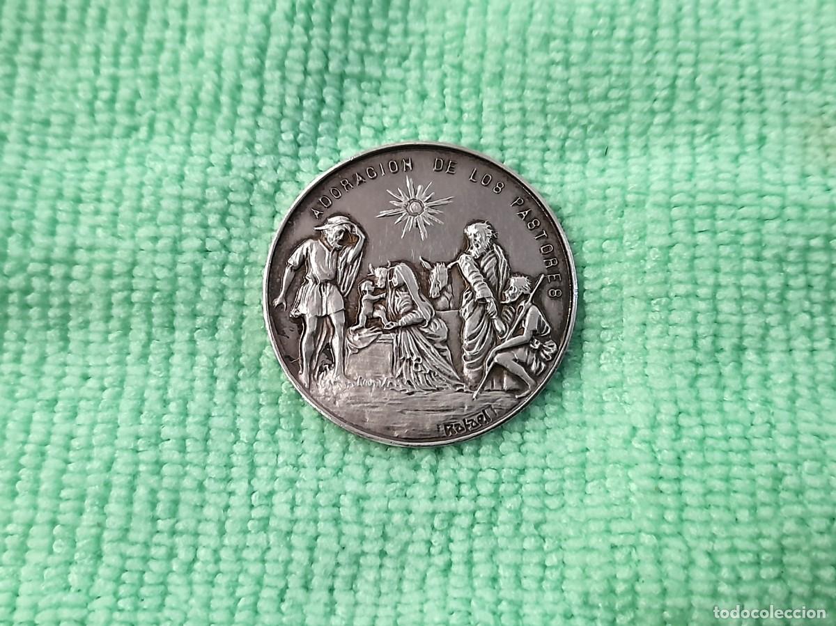 Antig&uuml;edades: Medalla de Plata Pura