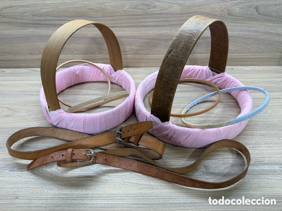 Antiquit&auml;ten: bastidores antiguos de monja o de regazo, en color rosa, con sus correas originales. Dos tama&ntilde;os.