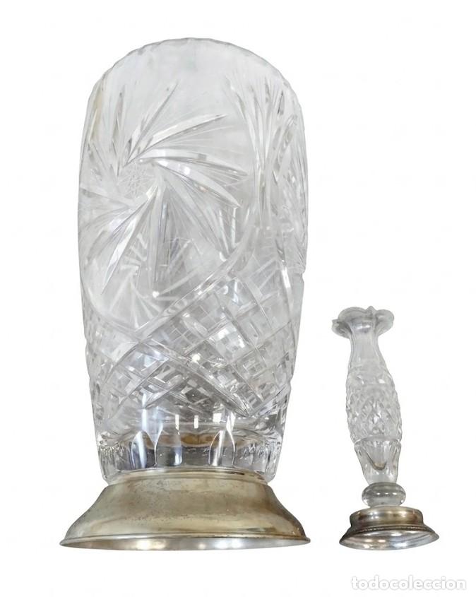 Antig&uuml;edades: PAREJA DE JARRONES. CRISTAL TALLADO Y BASE DE PLATA. ESPA&Ntilde;A. SIGLO XX.