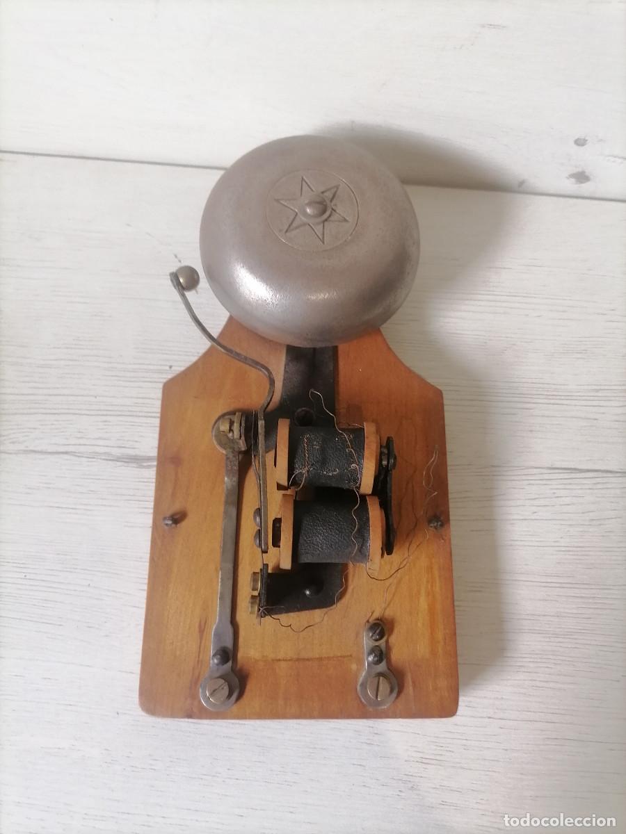 Antig&uuml;edades: Timbre Antiguo en Caja de Madera - Foto 3