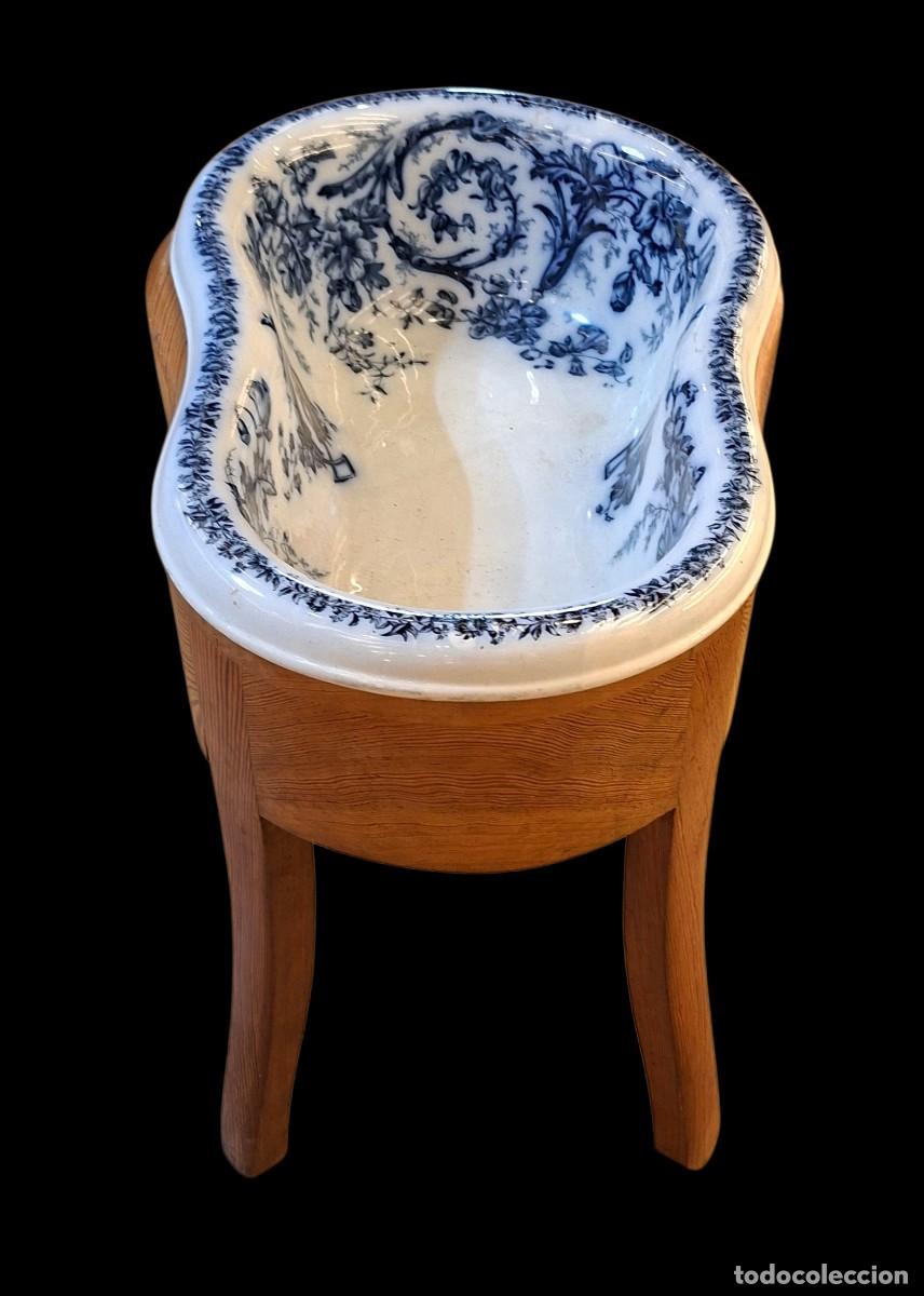Antig&uuml;edades: ANTIGUO BIDE INGLES EN PORCELANA Y MADERA EN MUY BUEN ESTADO