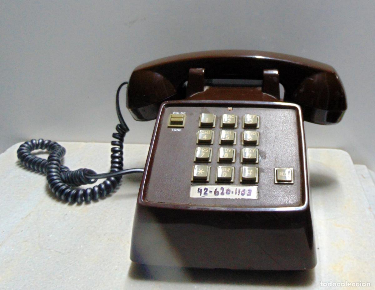 Antig&uuml;edades: ANTIGUO TELEFONO CON BONITO COLOR MARRON CHOCOLATE MARCA RADIO SHACK, NUEVO