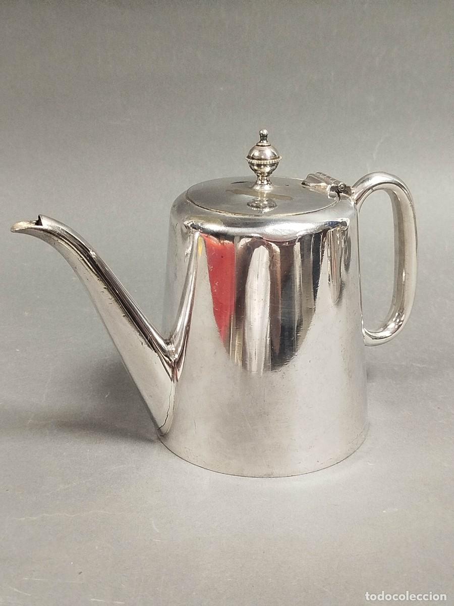 Antig&uuml;edades: JARRA INGLESA DE ALPACA PLATEADA MAPPIN & WEBB