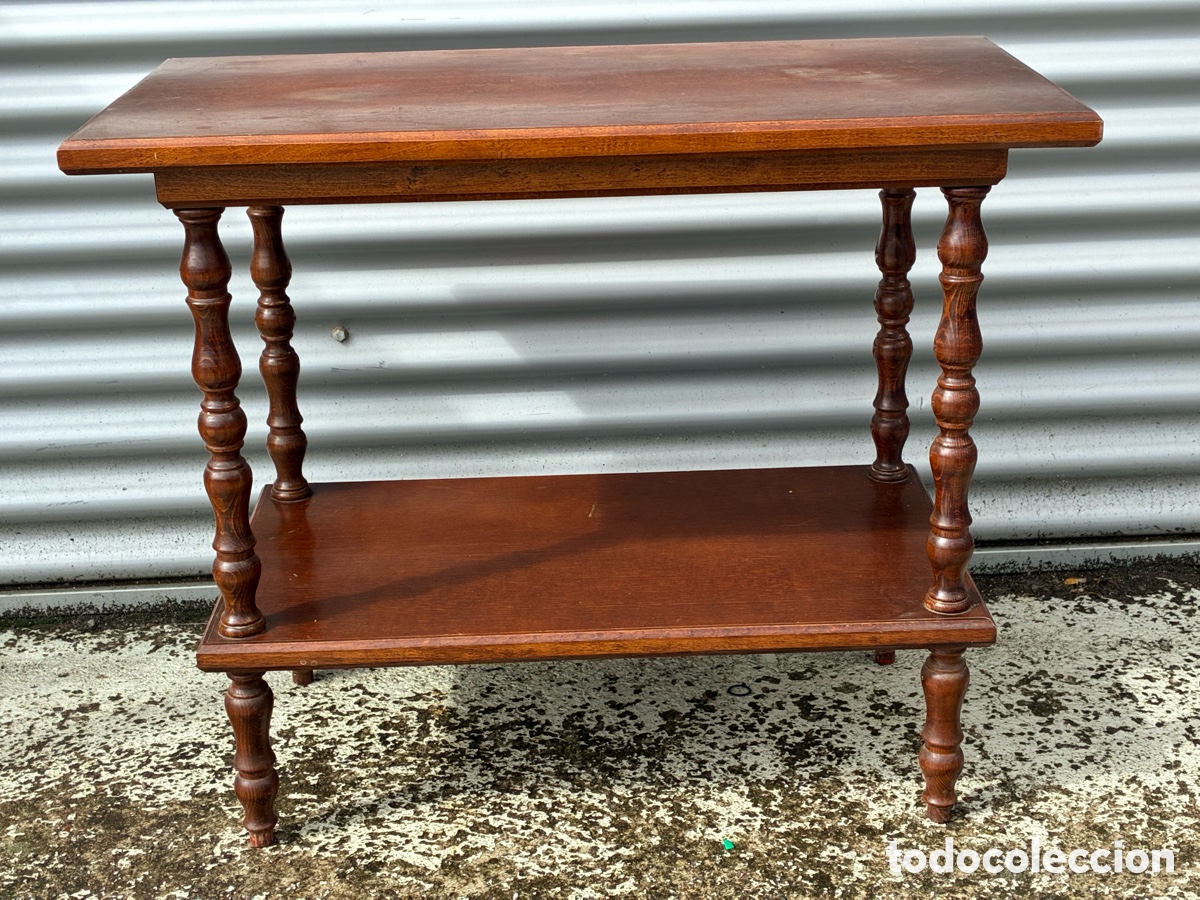 Antig&uuml;edades: Mesa auxiliar de madera