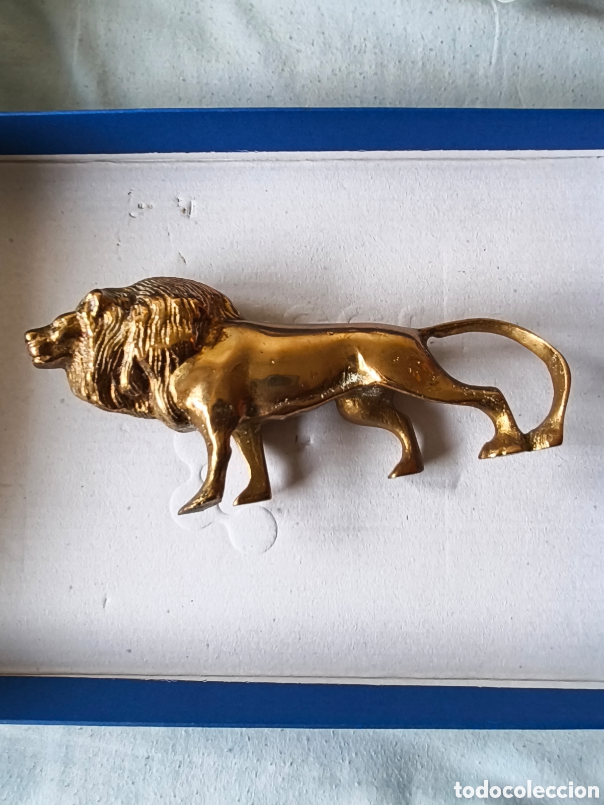 Antig&uuml;edades: Figura Vintage de Le&oacute;n en Bronce / Lat&oacute;n Macizo (18x8 cm)