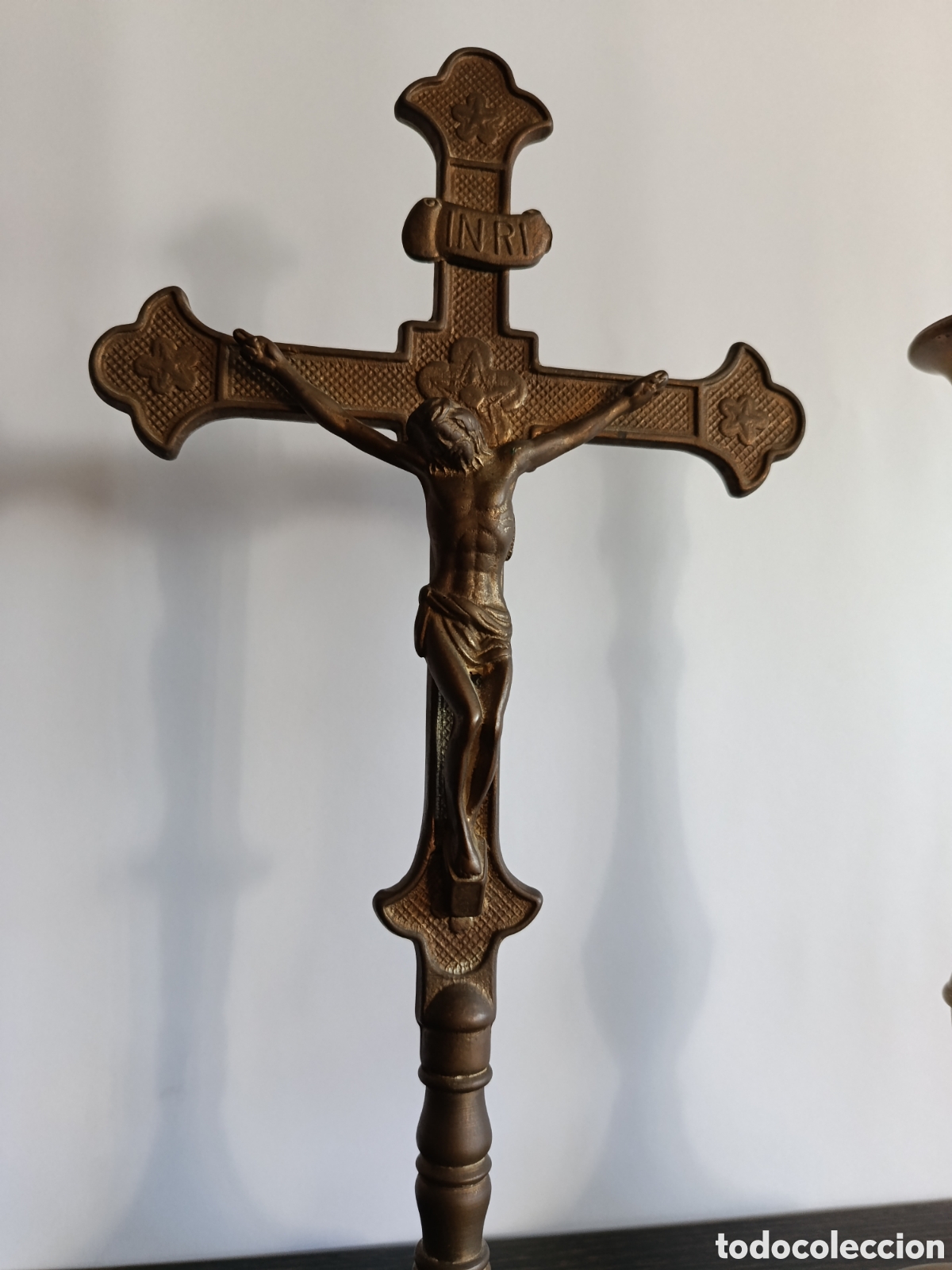 Antig&uuml;edades: Conjunto antiguo de altar en bronce - Foto 4