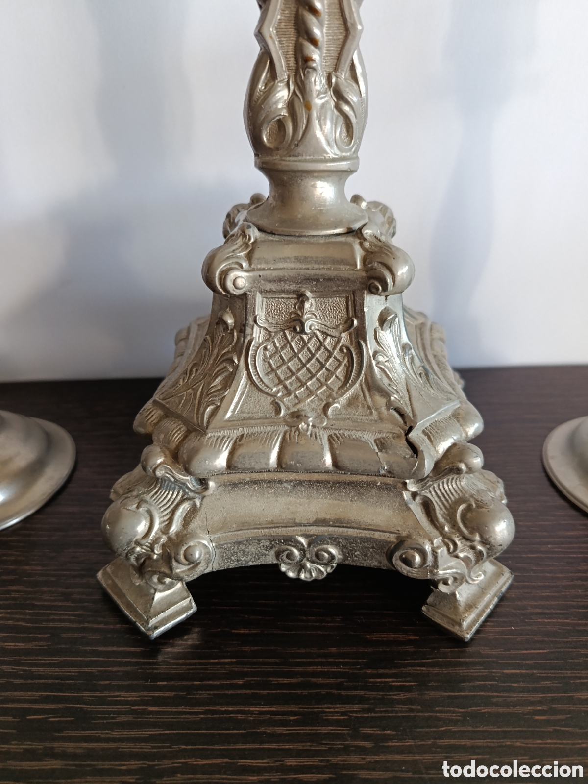 Antig&uuml;edades: Conjunto de altar de metal - Foto 5