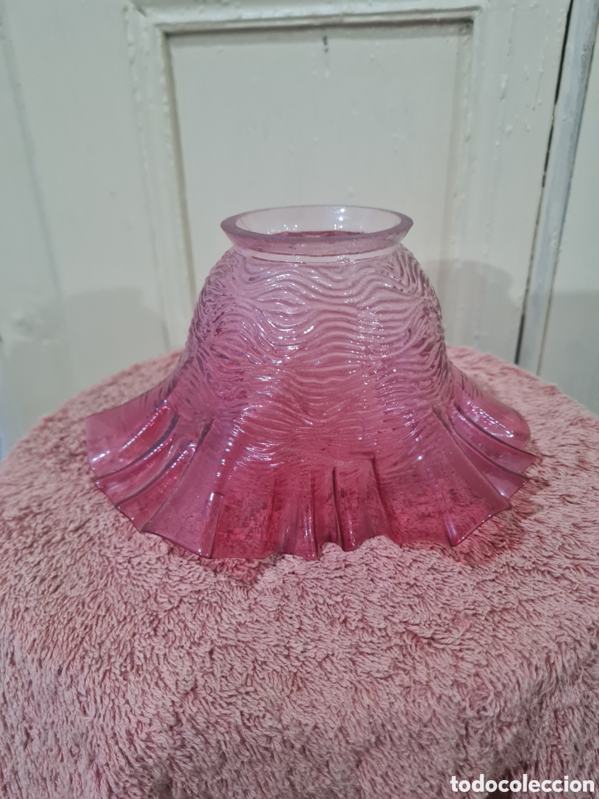 Antig&uuml;edades: Antigua tulipa de color rosa