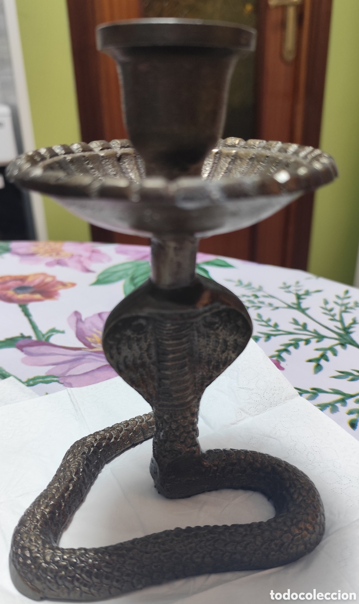 Antig&uuml;edades: Candelabro Cobra vintage de metal