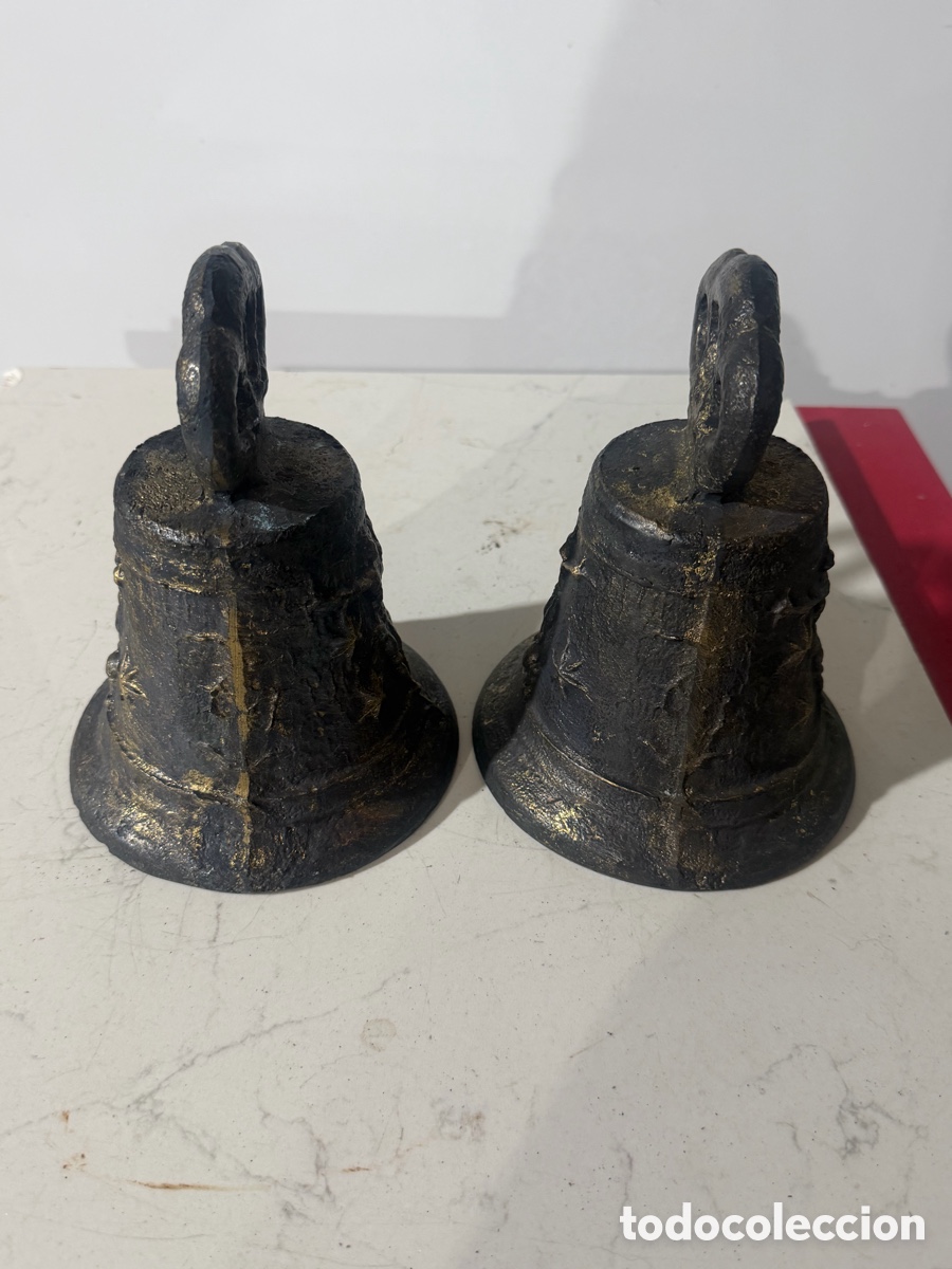 Antig&uuml;edades: Pareja de Campanas de Bronce - Foto 3