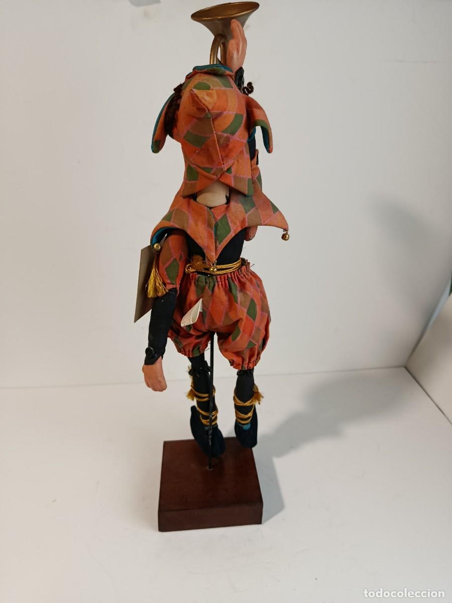 Antig&uuml;edades: MU&Ntilde;ECO FIGURA BUFON EN PEANA DE MADERA. - Foto 5