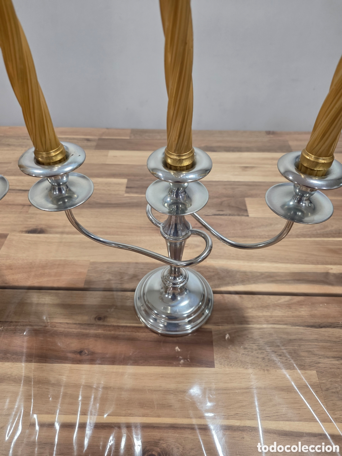 Antig&uuml;edades: Candelabro 3 Brazos Ba&ntilde;ado en Plata - Foto 2