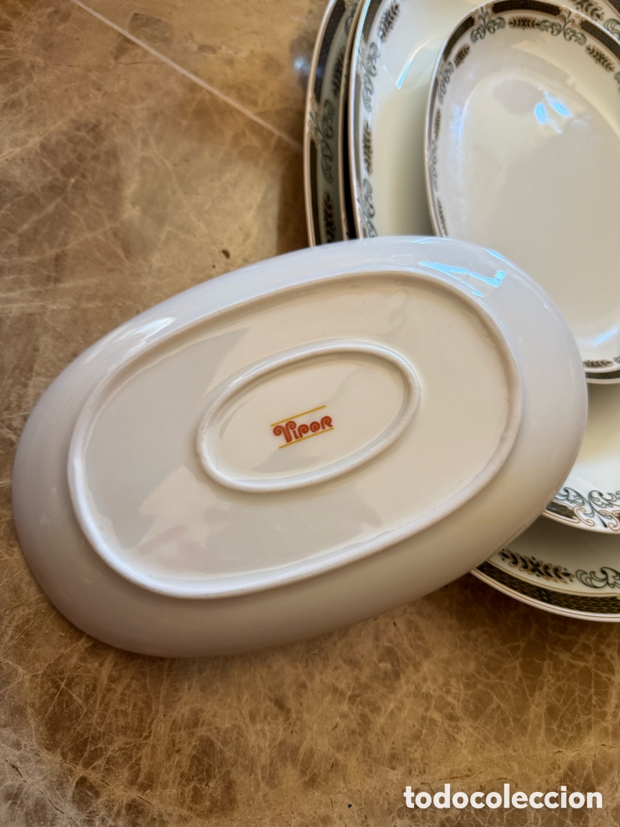 Antig&uuml;edades: Vajilla completa de porcelana Vipor