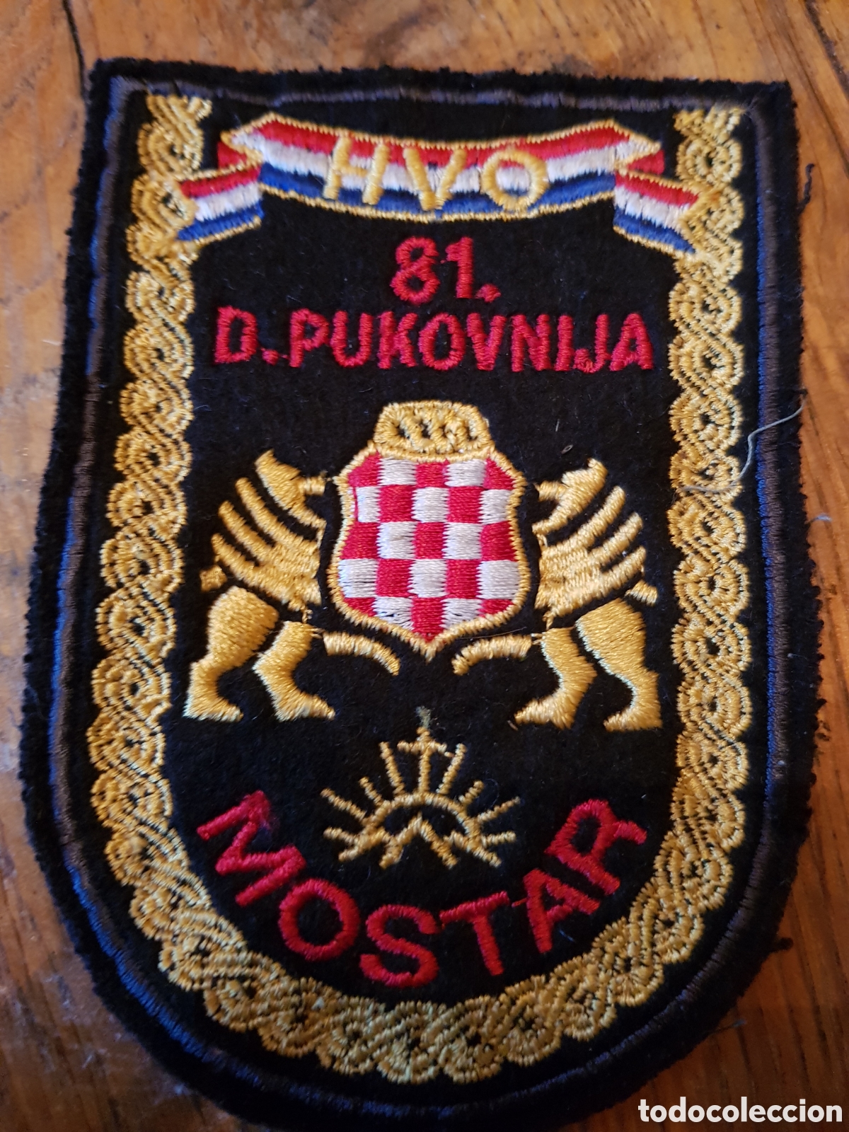 Antig&uuml;edades: ANTIGUO PARCHE BORDADO MOSTAR