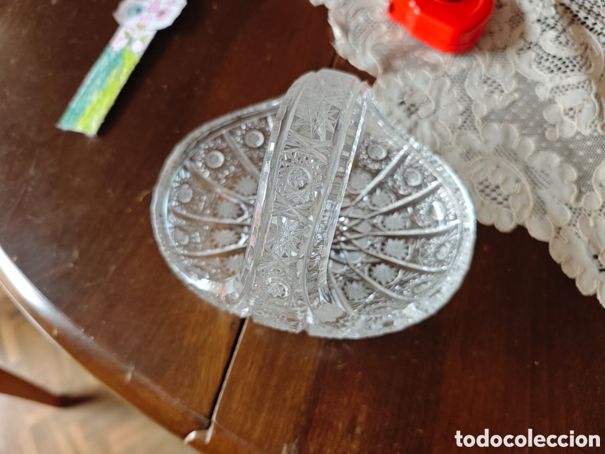 Antig&uuml;edades: Cesta de cristal tallado