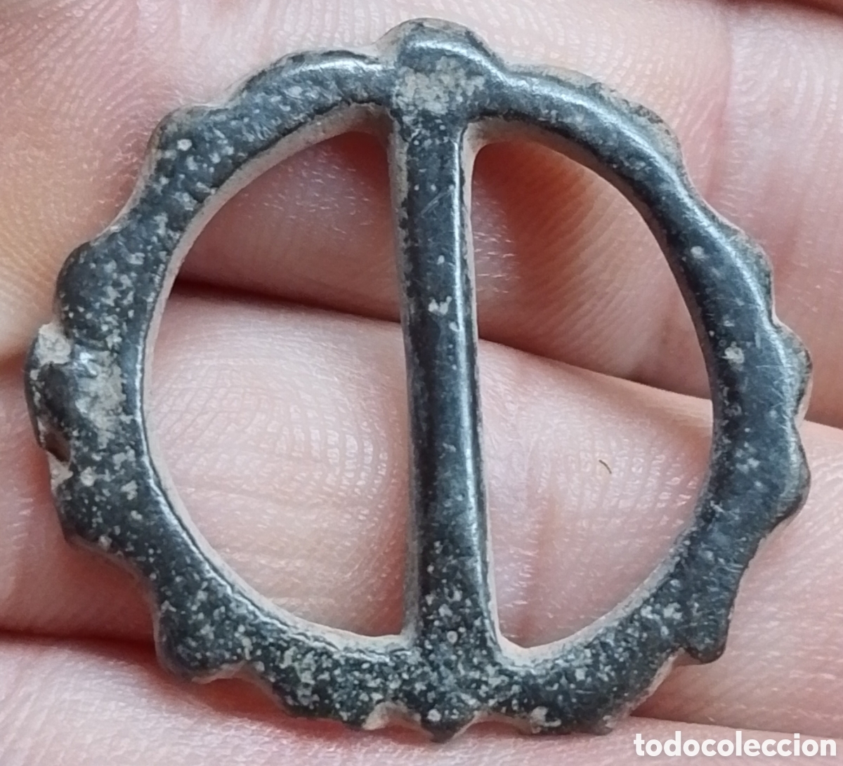 Antig&uuml;edades: A-Hebilla medieval de bronce siglo XV-XVI Buckles N&deg;274