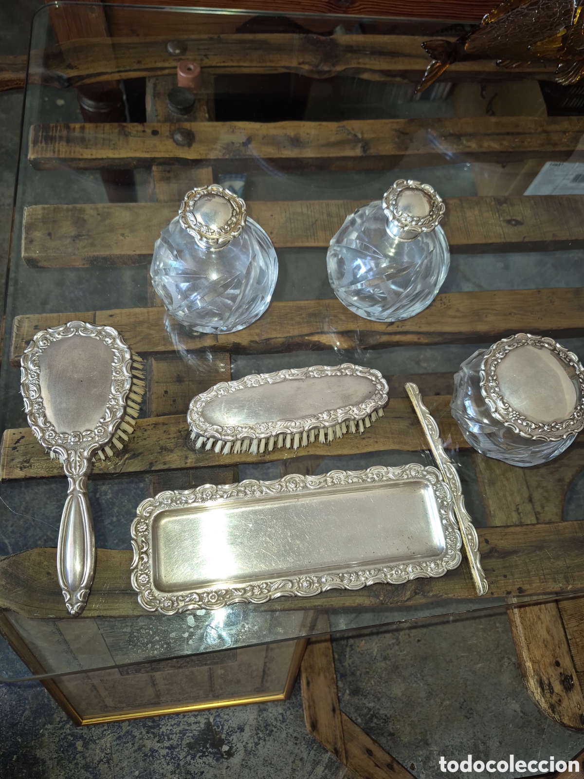Antig&uuml;edades: antiguo tocador de plata - Foto 1
