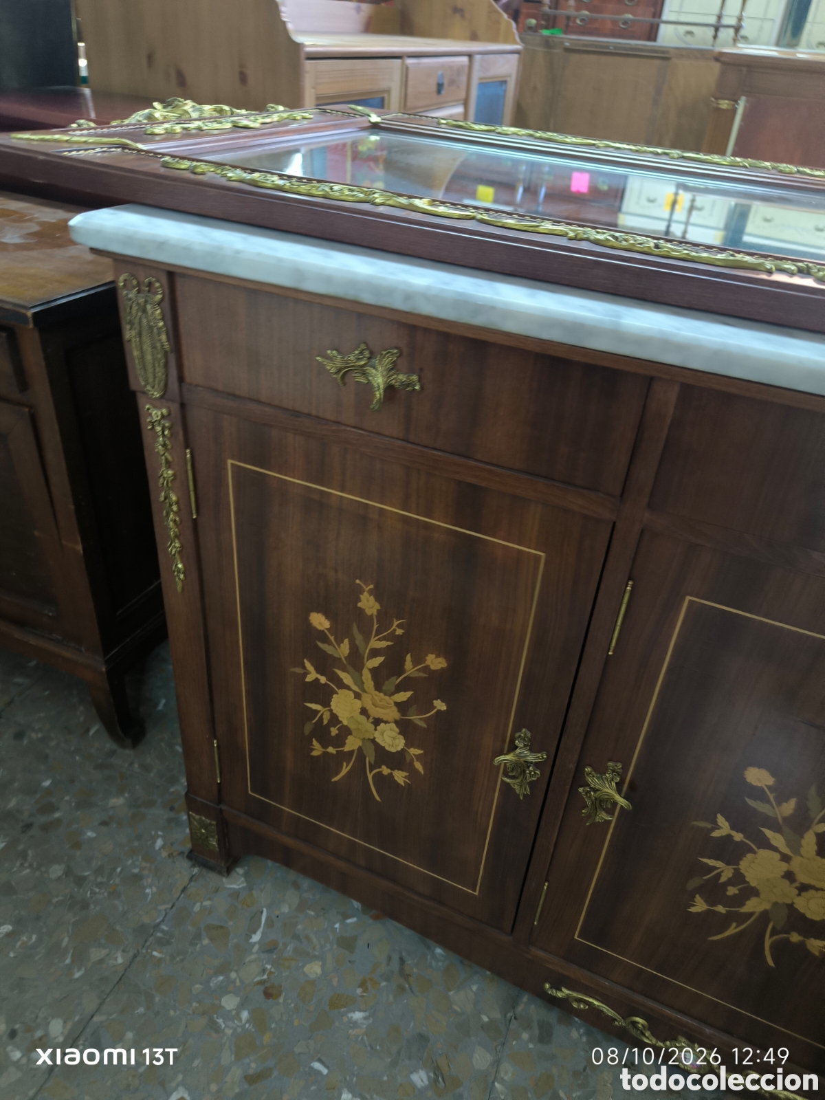 Antig&uuml;edades: Mueble con marqueter&iacute;a y espejo - Foto 3