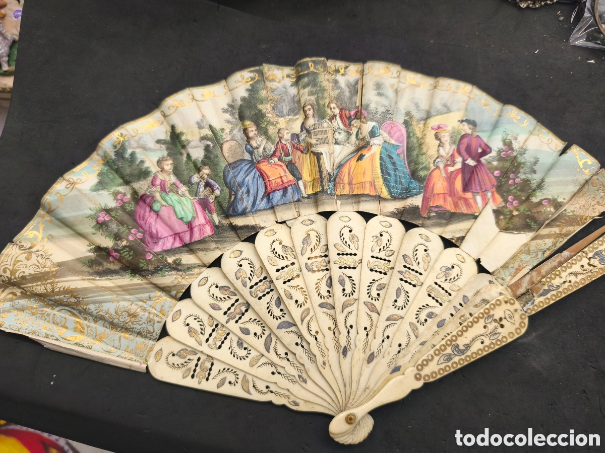 Antig&uuml;edades: Antiguo abanico de hueso para restaurar, papel pintado