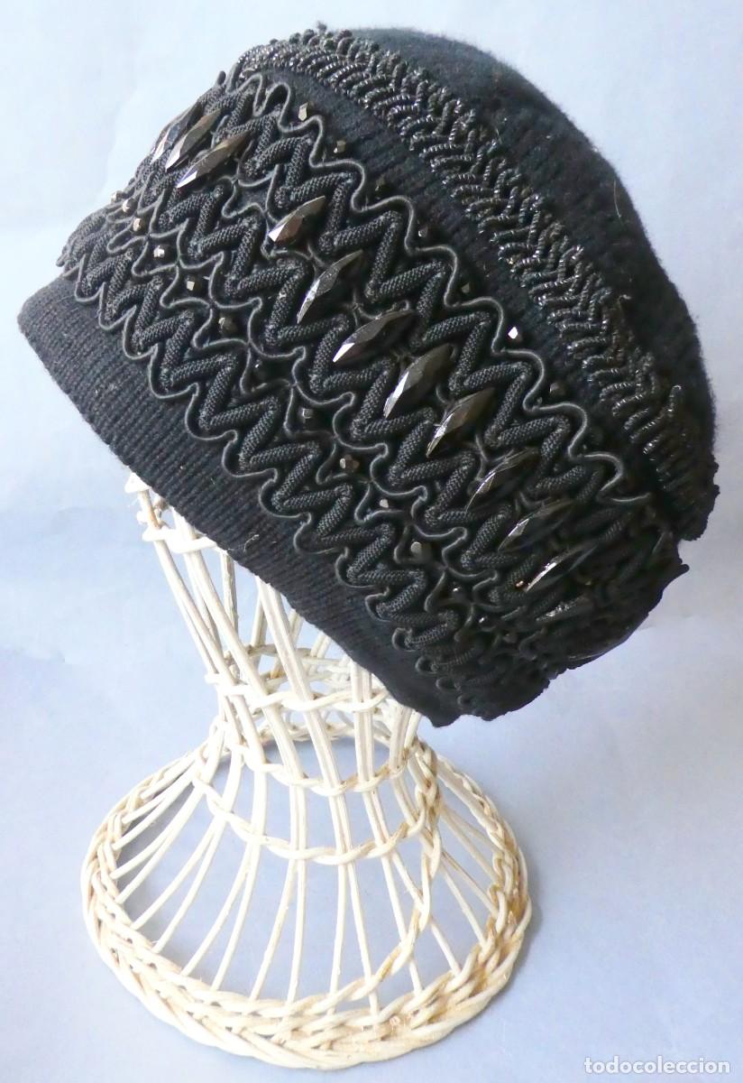 Antig&uuml;edades: ANTIGUO SOMBRERO DE LANA - Y AZABACHES PRIMERA MITAD S. XX