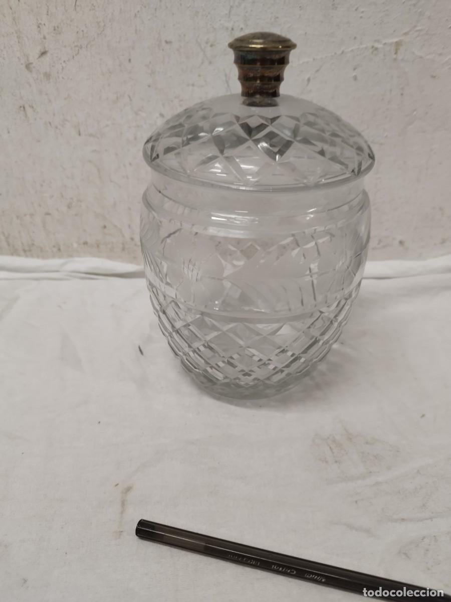 Antig&uuml;edades: Antigua bombonera de cristal vidrio.