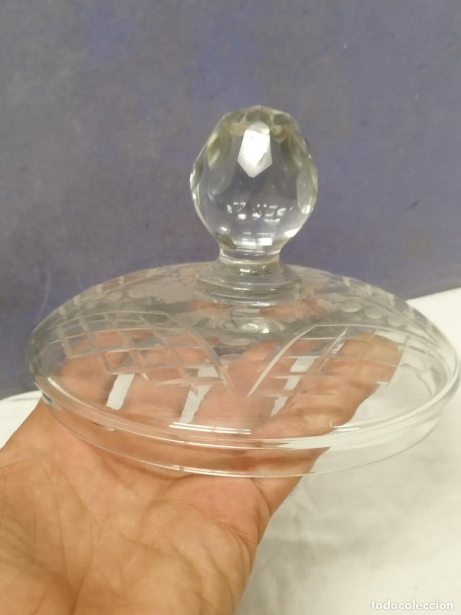 Antig&uuml;edades: Antigua tapa o tapadera de vidrio o cristal. De caja o bombonera.