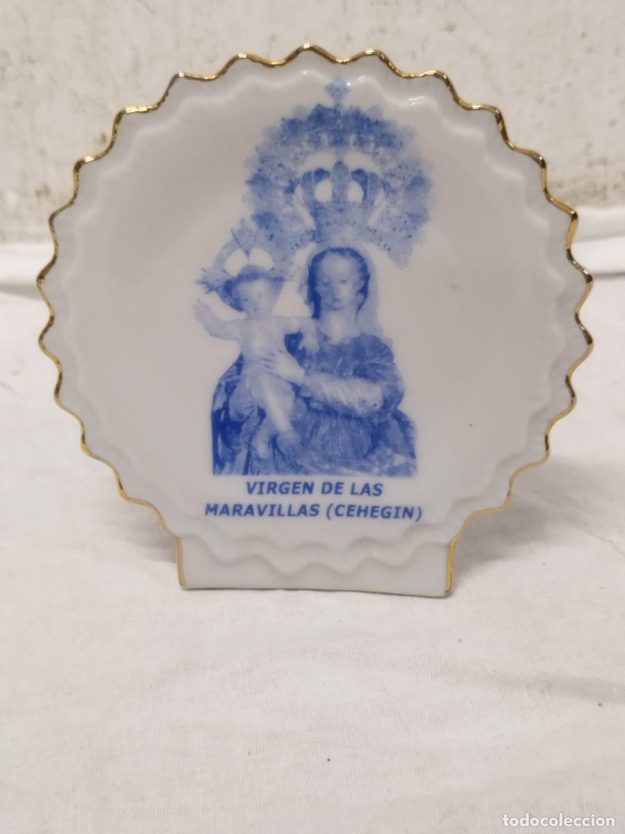 Antig&uuml;edades: Antiguo plafon religioso de porcelana, de la virgen de las maravillas. Murcia, Ceheg&iacute;n.