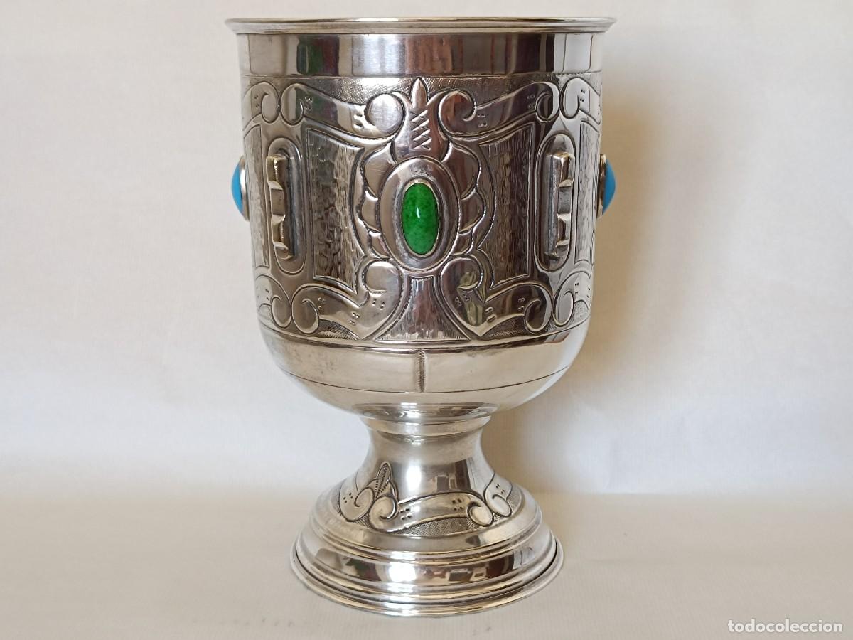 Antig&uuml;edades: Excepcional y majestuosa copa ritual jud&iacute;a (Shabat), elaborada en alpaca plateada