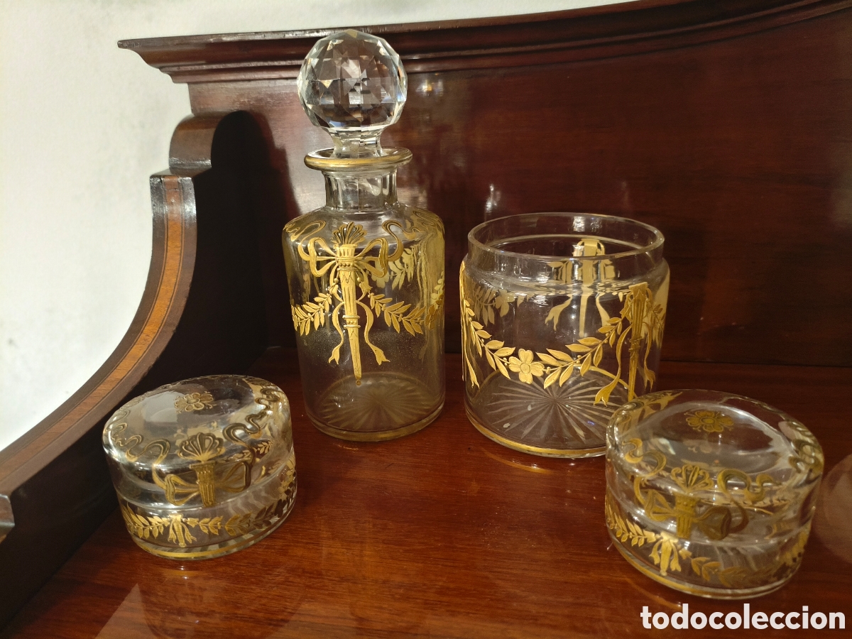 Antig&uuml;edades: Juego de Tocador Antiguo Cristal Baccarat / Saint Louis (c. 1900)