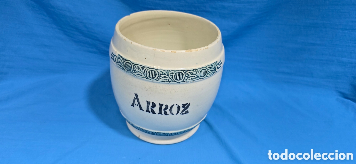 Antig&uuml;edades: ANTIGUO BUCARO, TARRO DE COCINA PARA ARROZ . N&deg; 6 . SIN TAPA Y CON UNA RAJA O PELO DE ROTURA. VER