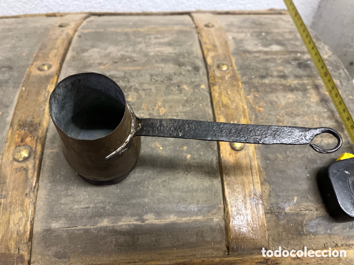 Antig&uuml;edades: Cazo Chocolatera antigua de cobre con mango - Foto 4