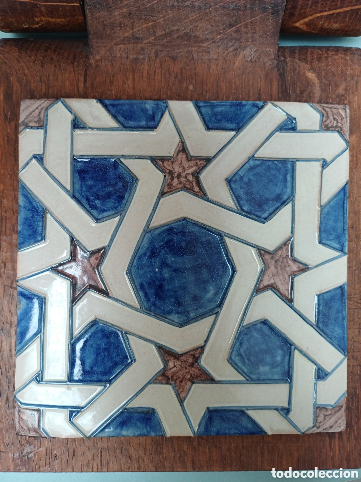 Antig&uuml;edades: R&eacute;plica de azulejo del Palacio Real de Olite. C. Ochoa 2003 - Foto 4