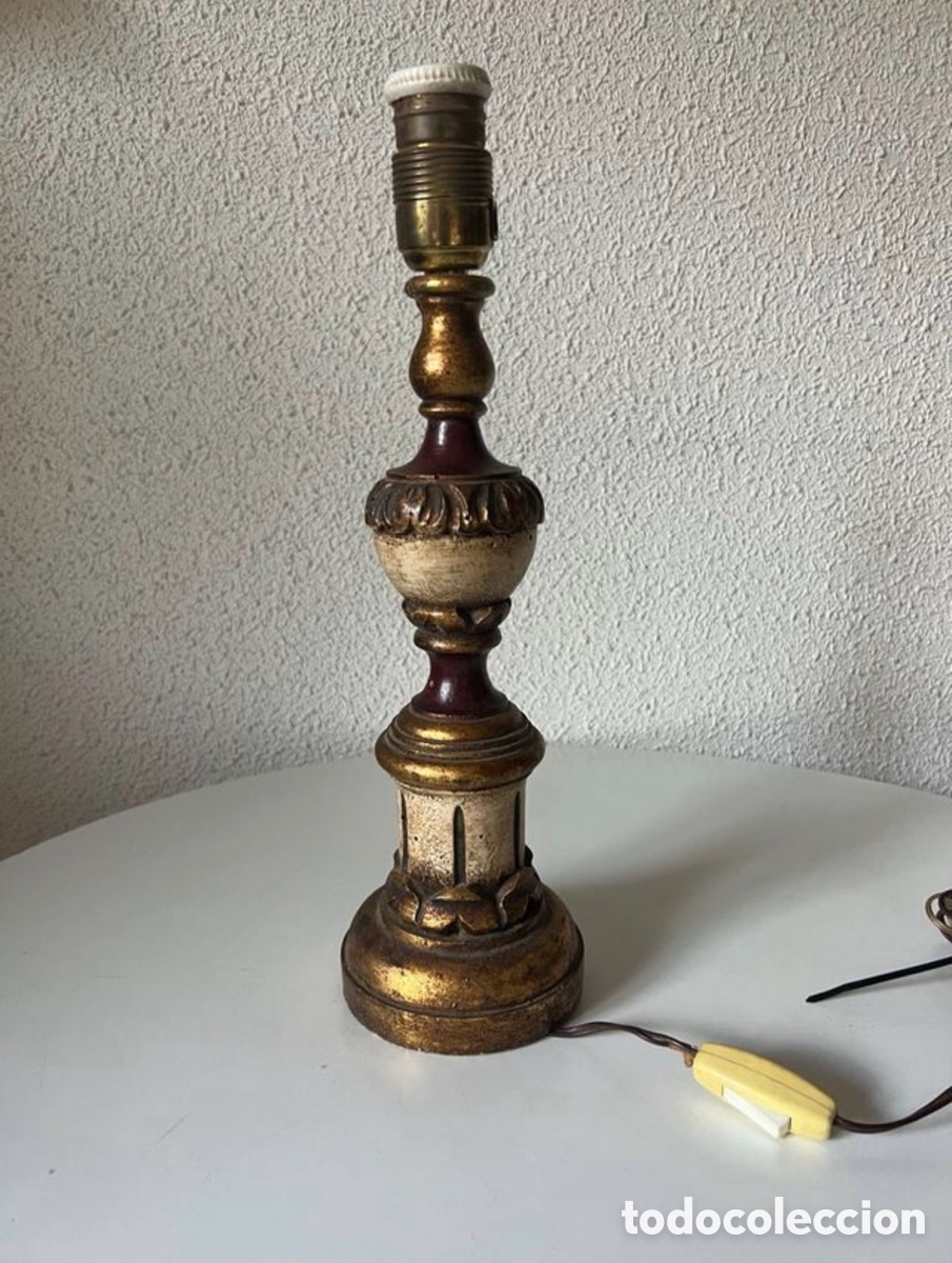 Antig&uuml;edades: Pie de l&aacute;mpara madera tallada antiguo - Foto 1