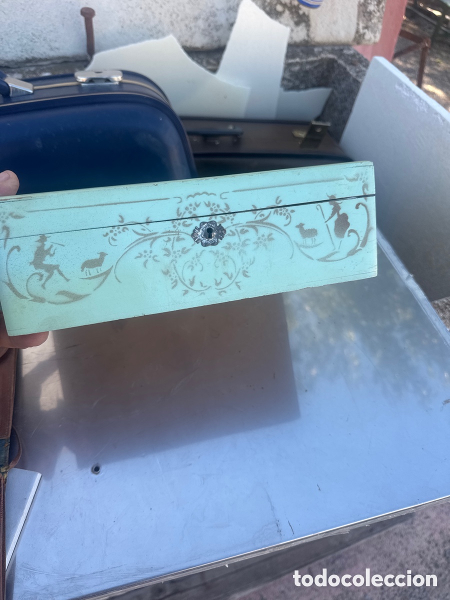 Antig&uuml;edades: joyero o costurero de madera - Foto 3