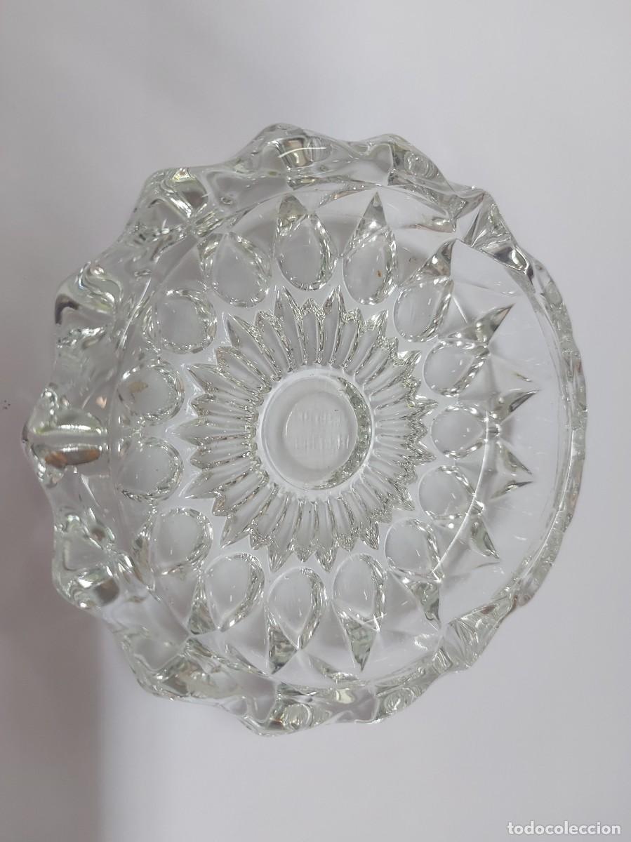 Antig&uuml;edades: ANTIGUO CENICERO CRISTAL TALLADO