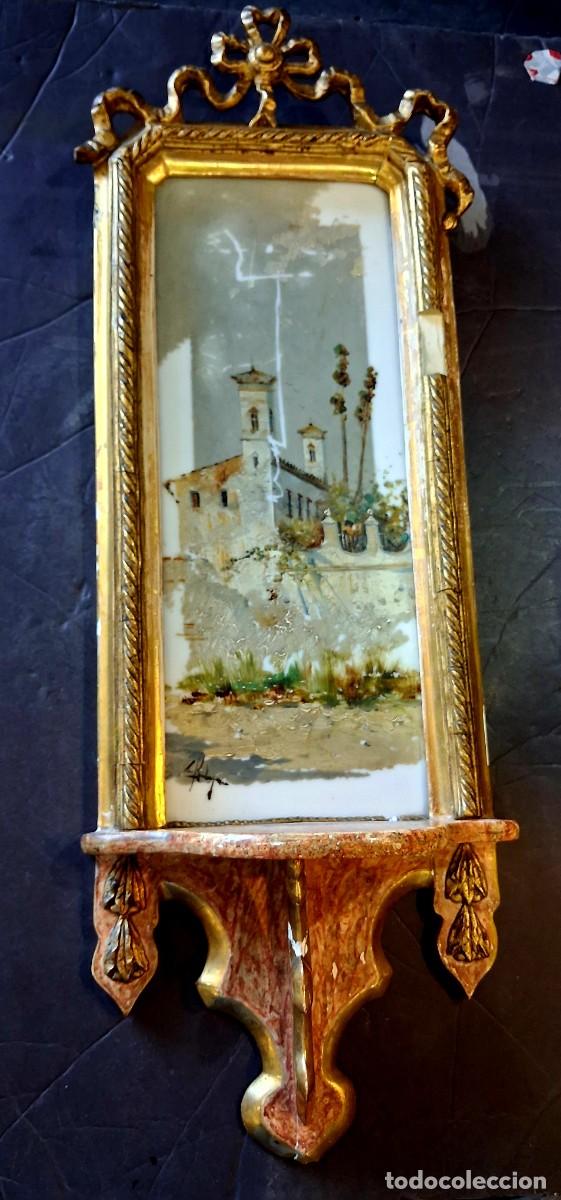 Antig&uuml;edades: Mensula con cristal pintado Isabelina S.XIX