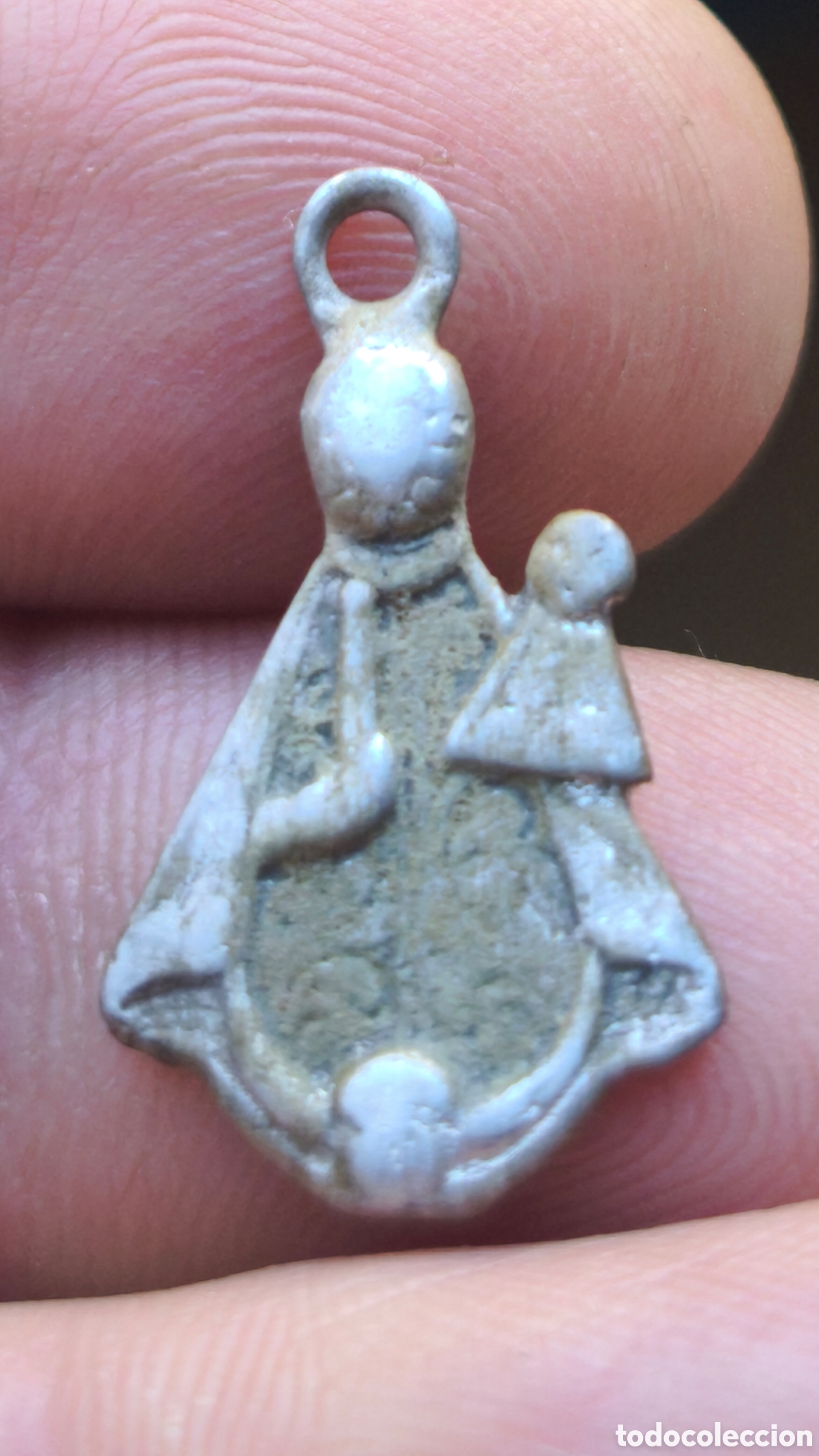 Antig&uuml;edades: Medalla Virgen de Nieva plata - Foto 1