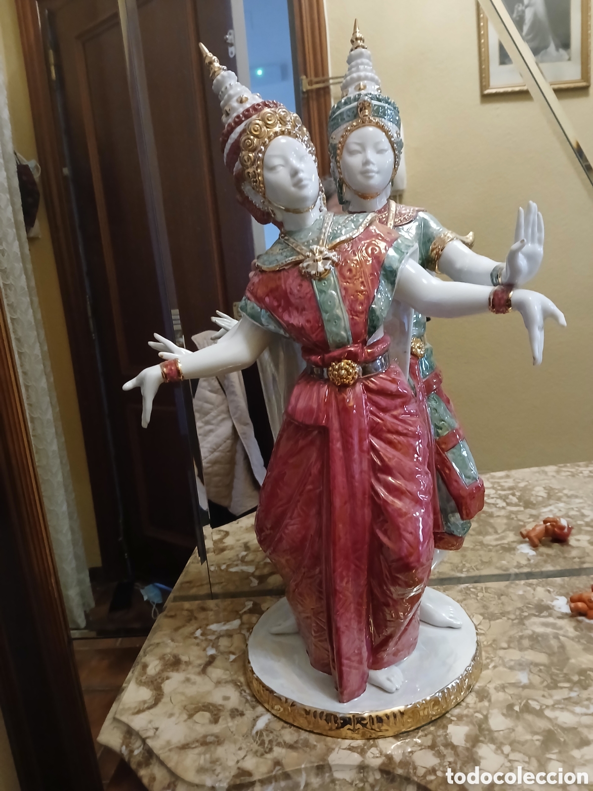 Antig&uuml;edades: ​Figura Porcelana Nadal &rdquo;Tailandeses&rdquo; - Edici&oacute;n Limitada N&ordm; 38/500 con Certificado