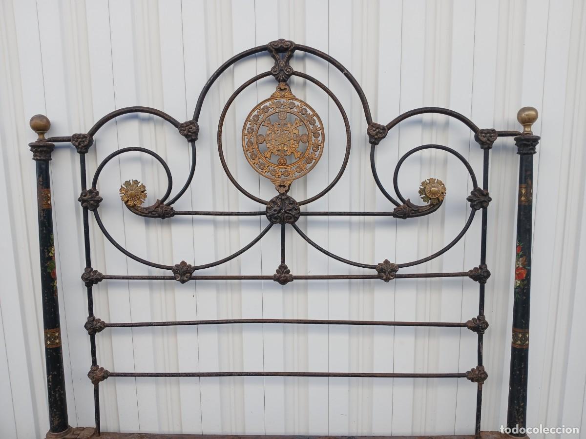 Antig&uuml;edades: Cama antigua hierro bronce - Foto 5