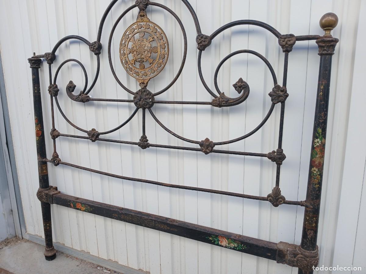 Antig&uuml;edades: Cama antigua hierro bronce - Foto 10
