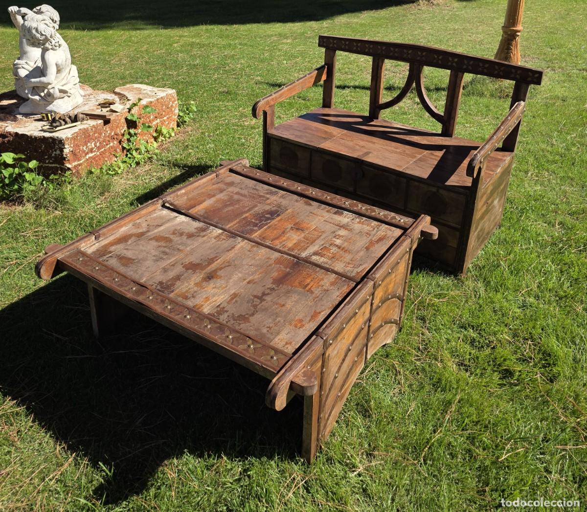 Antig&uuml;edades: Conjunto de banco y mesa rigen indio, fabricada a partir de la estructura y el tablero de madera de