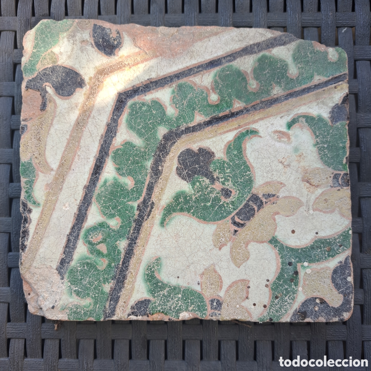 Antig&uuml;edades: Azulejo. Toledo. Siglo XVI. - Foto 3