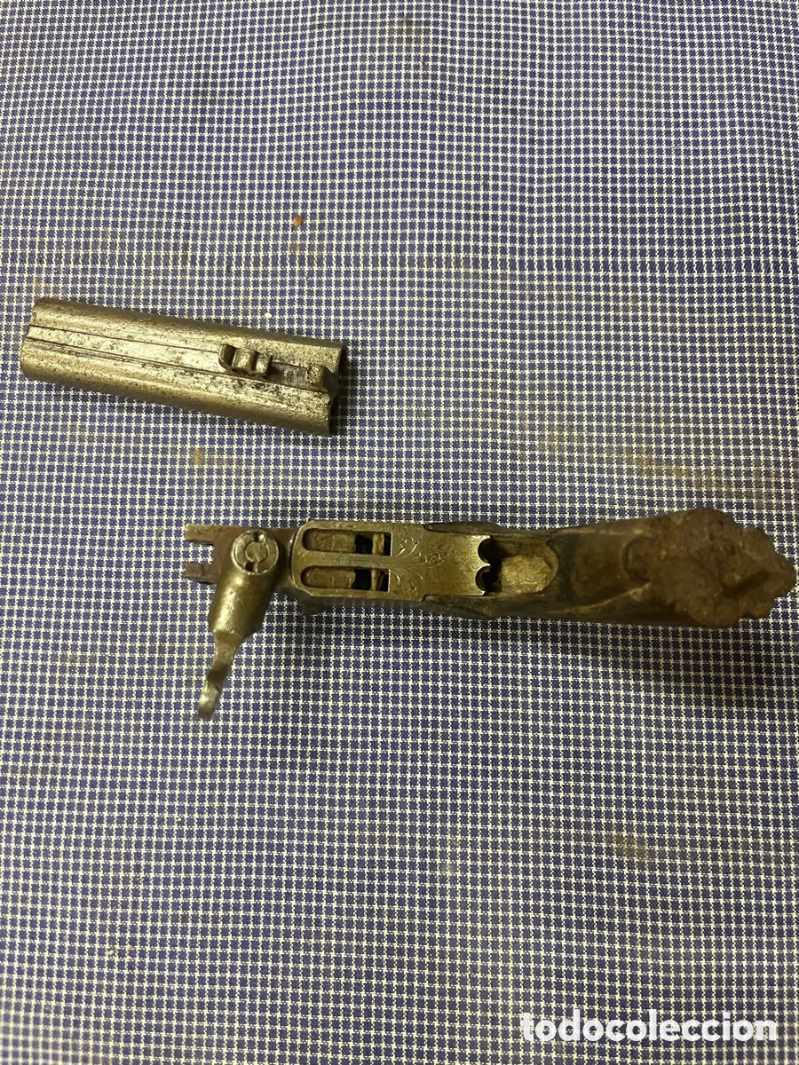 Antig&uuml;edades: Pistola antigua de bolsillo no funcional - Foto 3