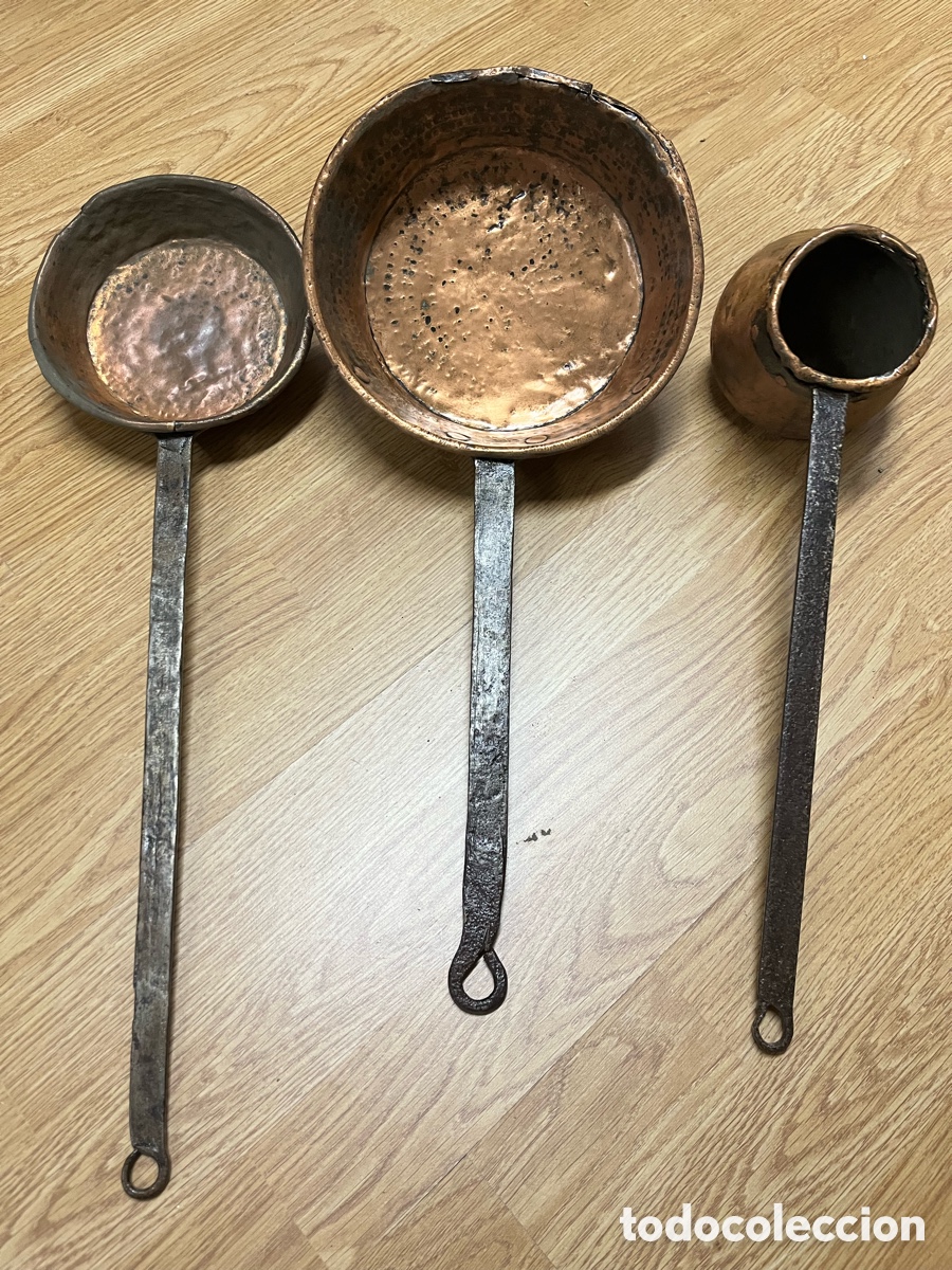 Antig&uuml;edades: Lote de 3 cazos o sartenes antiguos de cobre (aram)