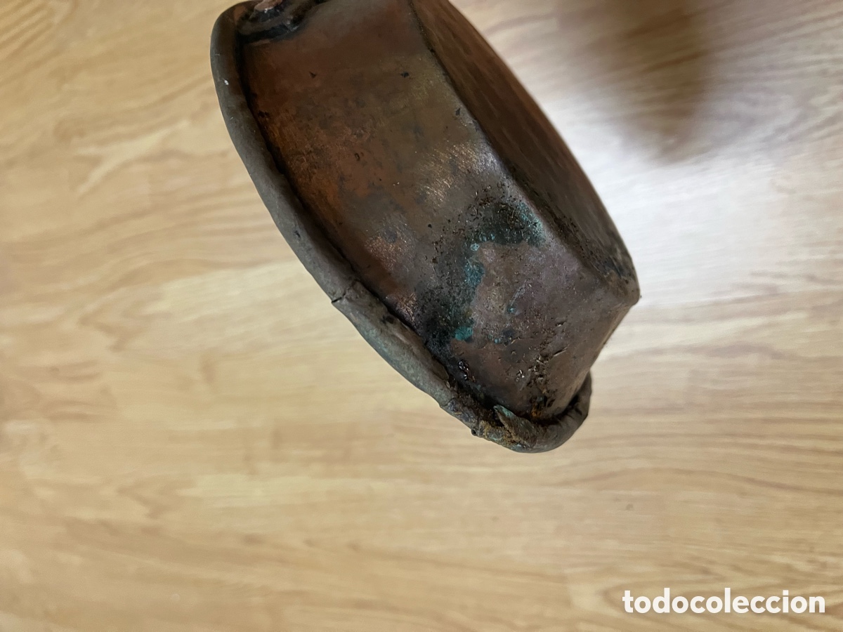 Antig&uuml;edades: Cazo antiguo de cobre con mango largo - Foto 7