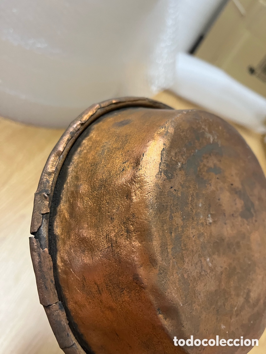 Antig&uuml;edades: Cazo antiguo de cobre con mango largo - Foto 5