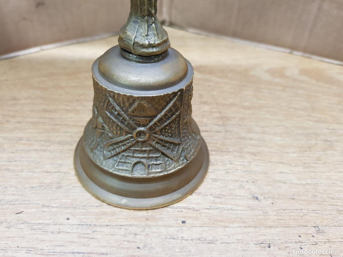 Antig&uuml;edades: CAMPANA DE BRONCE CON ASA - Foto 3