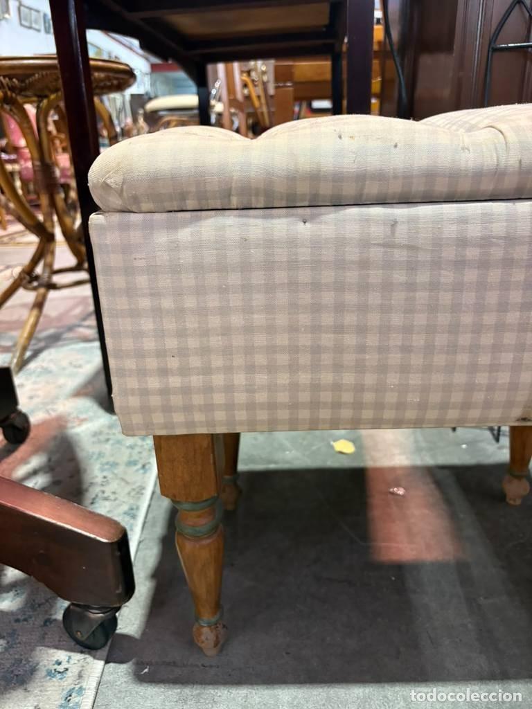 Antig&uuml;edades: BANQUETA TAPIZADA CON ARC&Oacute;N - Foto 8